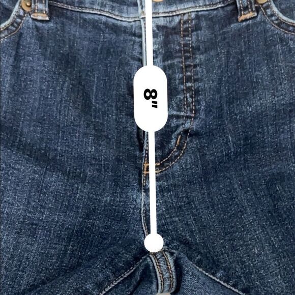 RALPH Lauren Modern Straight Curvy in a size 4 medium wash- never worn- - Picture 5 of 16